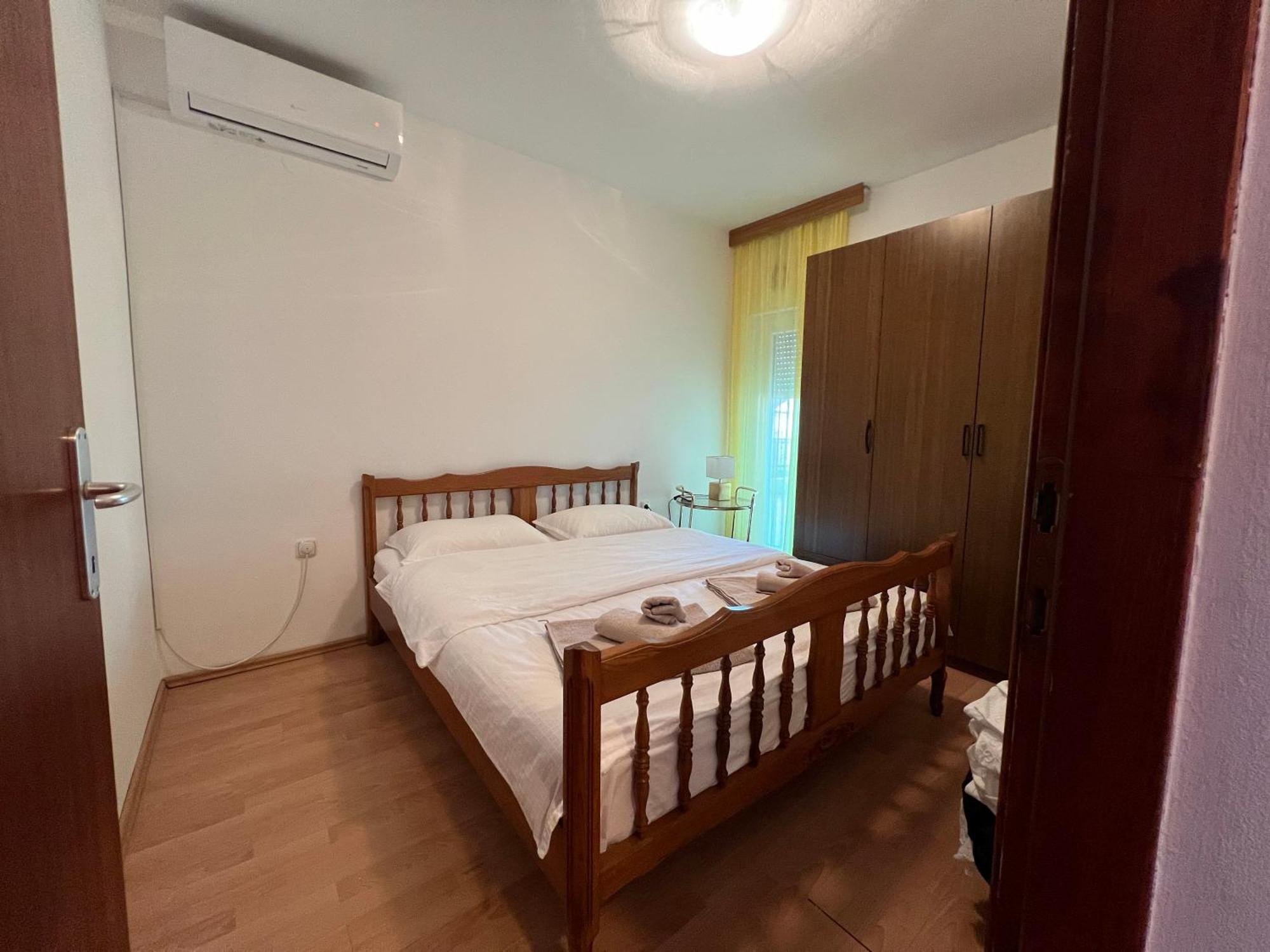 Apartment Lucija "Pet Friendly" 茨里克韦尼察 外观 照片
